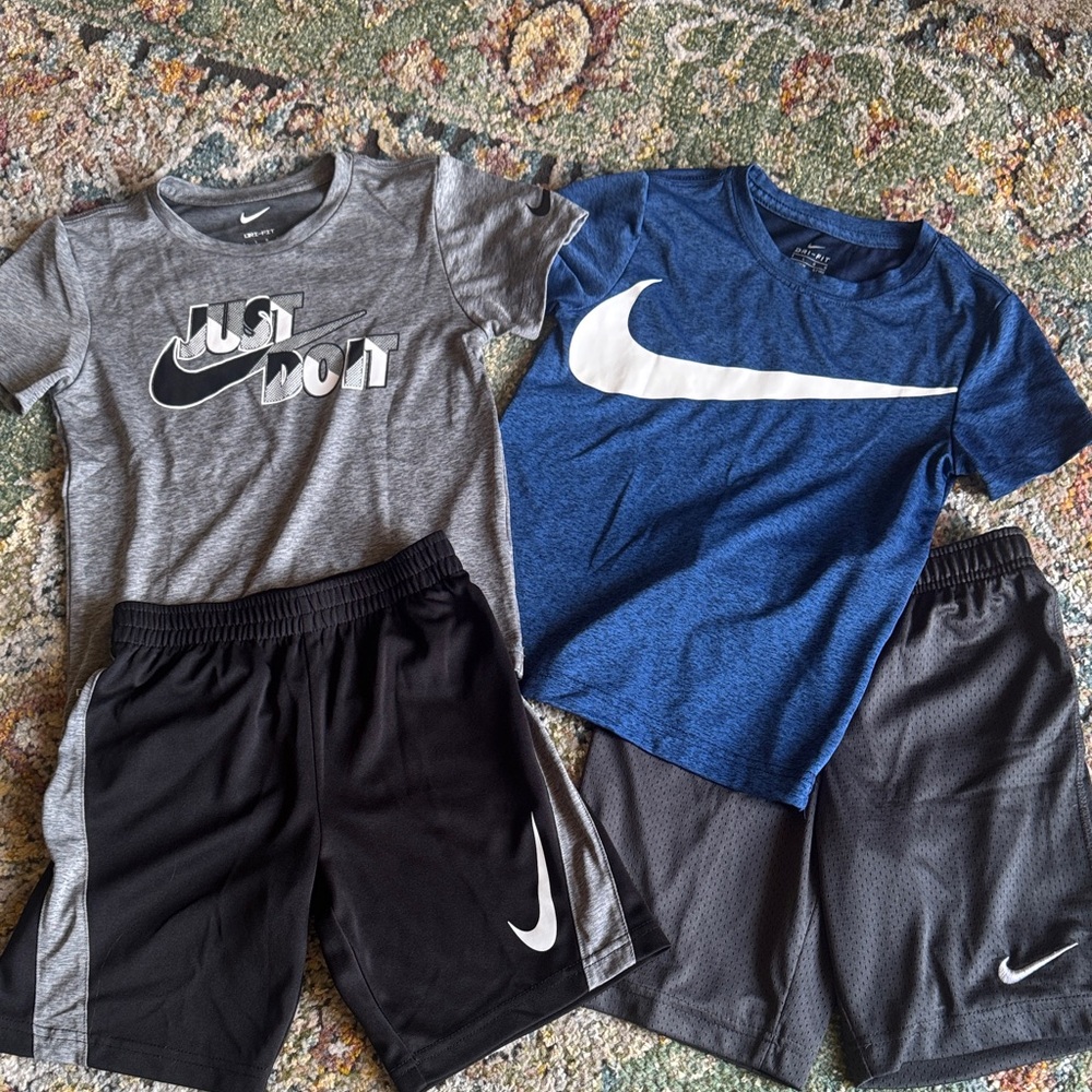 NIKE BOYS BUNDLE OF 4 T-SHIRTS AND SHIRTS IN SZ 7…GREAT PREOWNED CONDITION!!!
